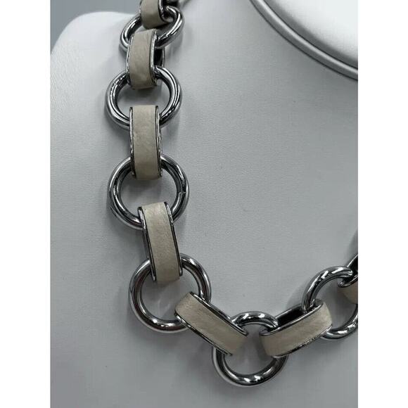 Banana Republic Silver Tone Link Necklace With Beige Leather Links Toggle Clasp - Picture 2 of 14